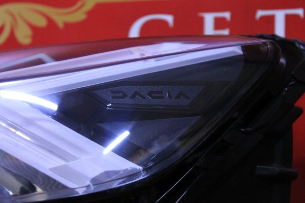 daci̇a,sandero,3,ledli̇,sağ,far,orijinal,çıkma,beyaz,çi̇zgi̇li̇,2023-2024,daci̇a sandero 3 ledli̇ sağ,far orijinal çıkma beyaz çi̇zgi̇li̇ 2023-2024,daci̇a sandero 3 ledli̇ sağ far orijinal çıkma beyaz çi̇zgi̇li̇ 2023-2024,260602561r