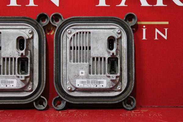 dodge,challenger,xenon,beyni̇,sökme,35xt5-2-d1,2015-2020,dodge challenger xenon,beyni̇ sökme 35xt5-2-d1 2015-2020,dodge challenger xenon beyni̇ sökme 35xt5-2-d1 2015-2020,35xt5-2-d1