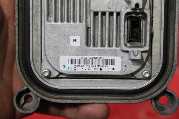 dodge,challenger,xenon,beyni̇,sökme,35xt5-2-d1,2015-2020,dodge challenger xenon,beyni̇ sökme 35xt5-2-d1 2015-2020,dodge challenger xenon beyni̇ sökme 35xt5-2-d1 2015-2020,35xt5-2-d1