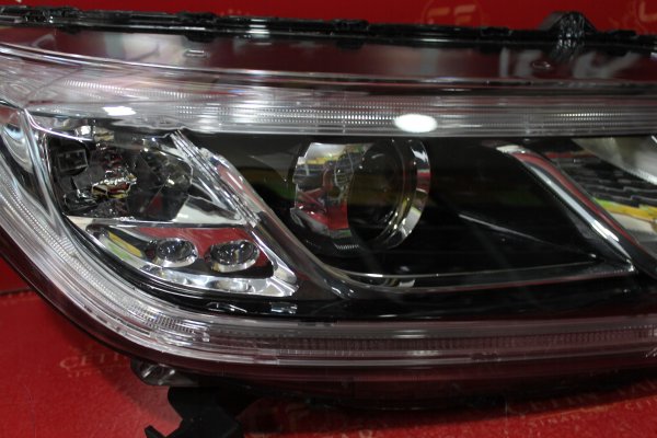 honda,cr-v,xenon,ledli̇,sağ,far,makyajli,honda cr-v xenon,ledli̇ sağ far makyajli,honda cr-v xenon ledli̇ sağ far makyajli