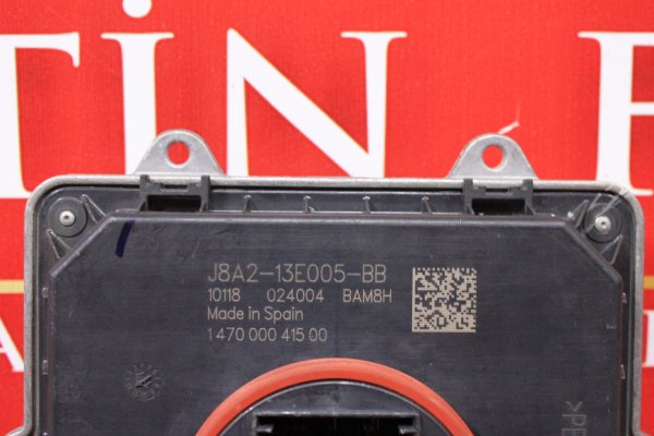 land,rover,velar,far,beyni̇,orijinal,çıkma,j8a2-13e005-bb,land rover velar far,beyni̇ orijinal çıkma j8a2-13e005-bb,land rover velar far beyni̇ orijinal çıkma j8a2-13e005-bb,j8a2-13e005-bb