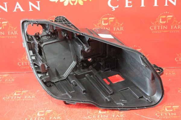 mercedes,w205,sağ,far,kasasi,2014-2019,mercedes w205 sağ,far kasasi 2014-2019,mercedes w205 sağ far kasasi 2014-2019