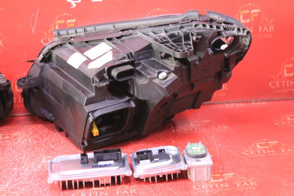 mercedes,w205,çi̇ft,mercek,dolu,sağ,sol,far,orijinal,çıkma,mercedes w205 çi̇ft mercek dolu,sağ sol far orijinal çıkma,mercedes w205 çi̇ft mercek dolu sağ sol far orijinal çıkma,a2059068701 a2059068302