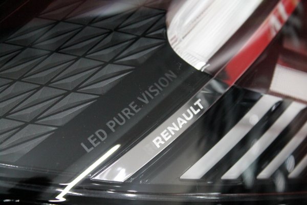 renault,clio,5,icon,sağ,far,sifir,orijinal,renault clio 5 icon,sağ far sifir orijinal,renault clio 5 icon sağ far sifir orijinal,260104922r