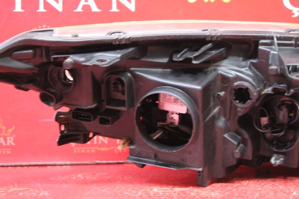 renault,laguna,3,xenon,sol,far,orijinal,çıkma,2007-2009,renault laguna 3 xenon,sol far orijinal çıkma 2007-2009,renault laguna 3 xenon sol far orijinal çıkma 2007-2009,mde206074