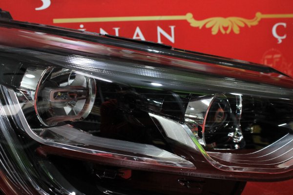 renault,megane,4,touch,ledli̇,sağ,sol,far,sifir,depo,renault megane 4 touch ledli̇,sağ sol far sifir depo,renault megane 4 touch ledli̇ sağ sol far sifir depo,260605103r 260601571r