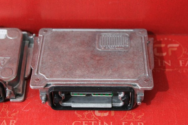 seat,altea,xl,xenon,far,beyni,2006-2011,seat altea xl,xenon far beyni 2006-2011,seat altea xl xenon far beyni 2006-2011,4l0907391