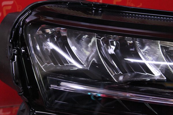 skoda,karoq,full,led,sağ,far,sifir,orijinal,2023-2024,skoda karoq full led,sağ far sifir orijinal 2023-2024,skoda karoq full led sağ far sifir orijinal 2023-2024,57b941010