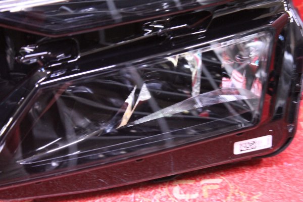 skoda,karoq,full,led,sol,far,sifir,orijinal,2023-2024,skoda karoq full led,sol far sifir orijinal 2023-2024,skoda karoq full led sol far sifir orijinal 2023-2024,57b941009