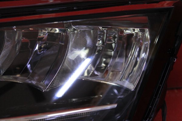 skoda,octavi̇a,sol,far,orijinal,hatasiz,2022-2024,5e4941015,skoda octavi̇a sol far,orijinal hatasiz 2022-2024 5e4941015,skoda octavi̇a sol far orijinal hatasiz 2022-2024 5e4941015,5e4941015