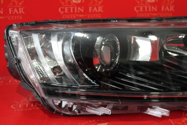 skoda,octavia,xenon,sağ,far,skoda octavia,xenon sağ far,skoda octavia xenon sağ far,5e1941016b