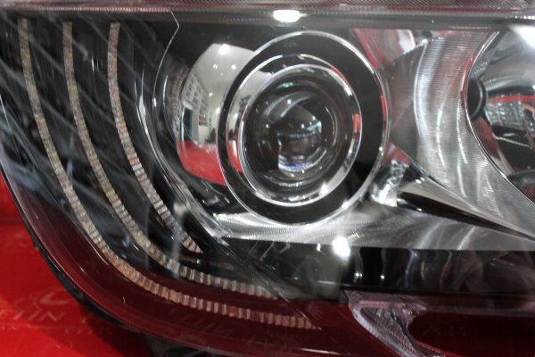 skoda,superb,xenon,sağ,far,12-15,skoda superb xenon,sağ far 12-15,skoda superb xenon sağ far 12-15,3t1941016h