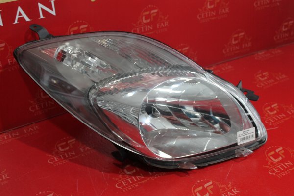 toyota,yaris,sağ,far,orijinal,çıkma,toyota yaris sağ,far orijinal çıkma,toyota yaris sağ far orijinal çıkma
