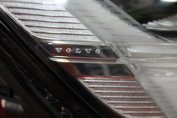 volvo,s60,led,sağ,far,orijinal,çıkma,2018-2022,volvo s60 led sağ,far orijinal çıkma 2018-2022,volvo s60 led sağ far orijinal çıkma 2018-2022