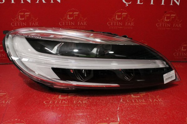 Volvo V40 Full Led Sağ Far - 32228484