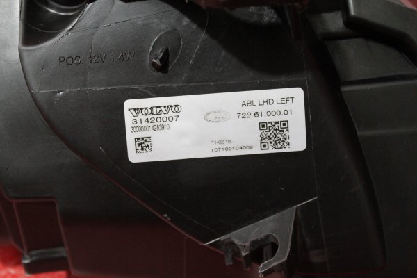 volvo,v40,xenon,sol,far,orijinal,çıkma,volvo v40 xenon,sol far orijinal çıkma,volvo v40 xenon sol far orijinal çıkma,31420007