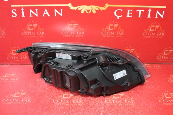 volvo,v40,xenon,sol,far,orijinal,çıkma,volvo v40 xenon,sol far orijinal çıkma,volvo v40 xenon sol far orijinal çıkma,31420007