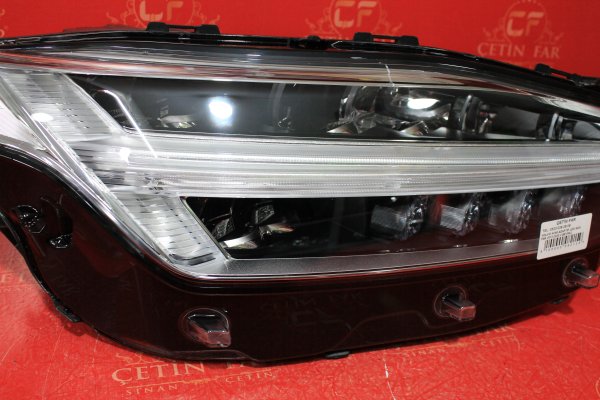 volvo,xc90,adapti̇f,led,sağ,far,4,beyi̇nli̇,volvo xc90 adapti̇f led,sağ far 4 beyi̇nli̇,volvo xc90 adapti̇f led sağ far 4 beyi̇nli̇,31656990