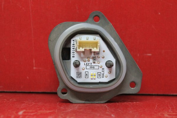 vw,arteon,sol,gündüz,led,beyni̇,orijinal,çıkma,3g8998479,vw arteon sol gündüz,led beyni̇ orijinal çıkma 3g8998479,vw arteon sol gündüz led beyni̇ orijinal çıkma 3g8998479,3g8998479