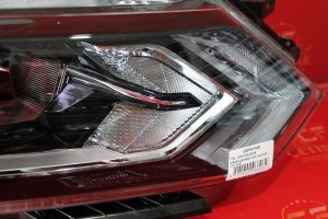 nissan,qashqai,ledli,sağ,far,orijinal,çıkma,nissan qashqai ledli,sağ far orijinal çıkma,nissan qashqai ledli sağ far orijinal çıkma
